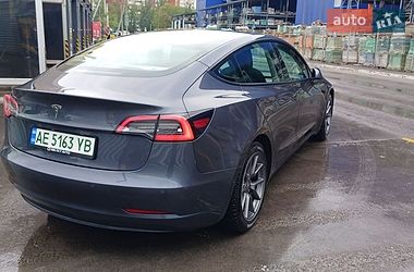 Седан Tesla Model 3 2022 в Днепре