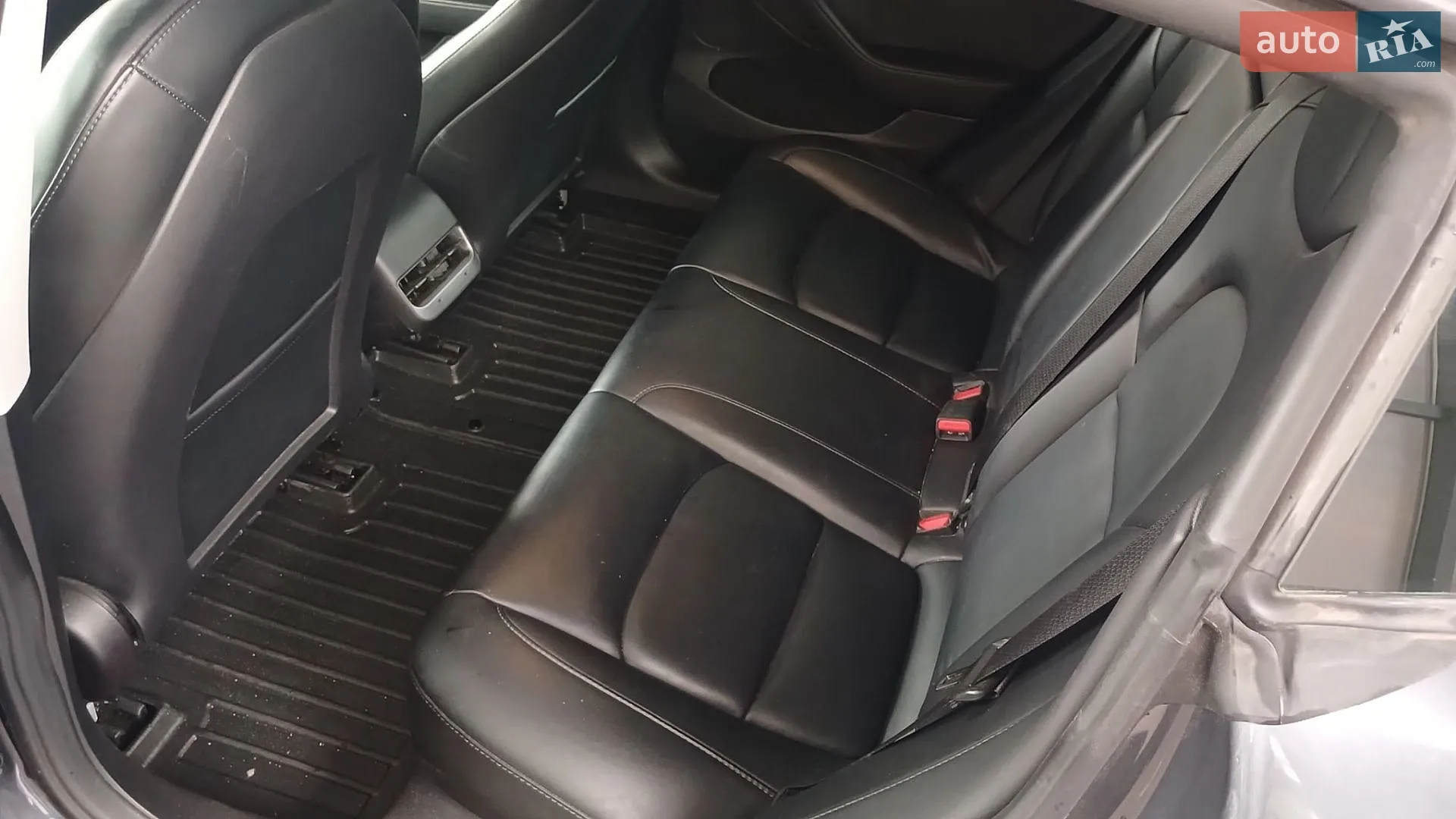 2022 Tesla Model 3 - мініатюра 10