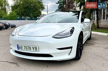 Седан Tesla Model 3 2018 в Каменском