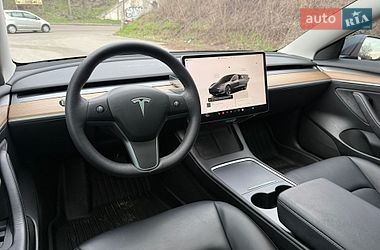 Седан Tesla Model 3 2023 в Днепре