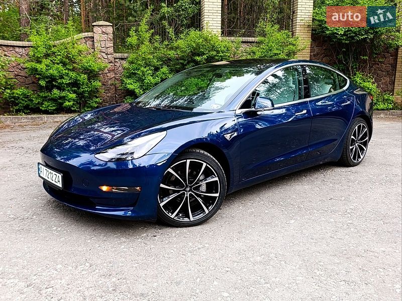 Tesla Model 3 2018