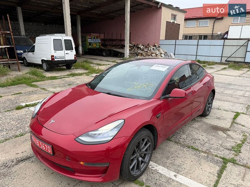 Седан Tesla Model 3 2018 в Владимире