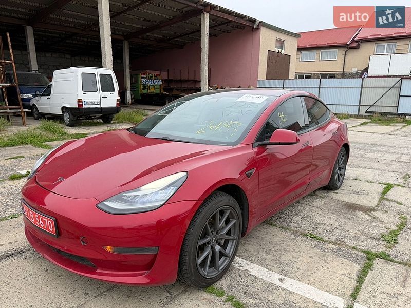 Седан Tesla Model 3 2018 в Владимире