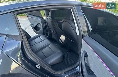 Седан Tesla Model 3 2025 в Києві