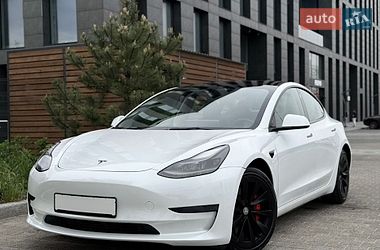 Седан Tesla Model 3 2022 в Киеве фото 3 Седан Tesla Model 3 2022 в Киеве
