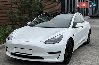 Седан Tesla Model 3 2022 в Киеве фото 7 Седан Tesla Model 3 2022 в Киеве