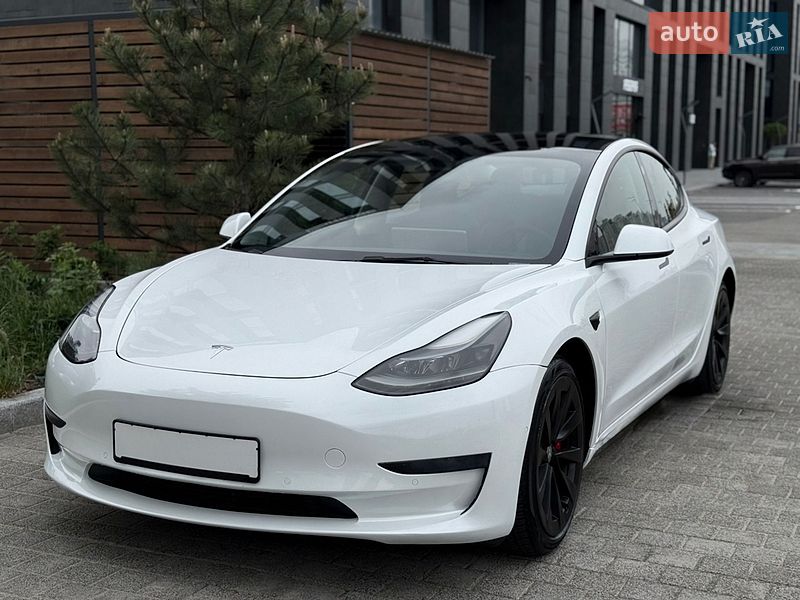Седан Tesla Model 3 2022 в Киеве фото 7 Седан Tesla Model 3 2022 в Киеве