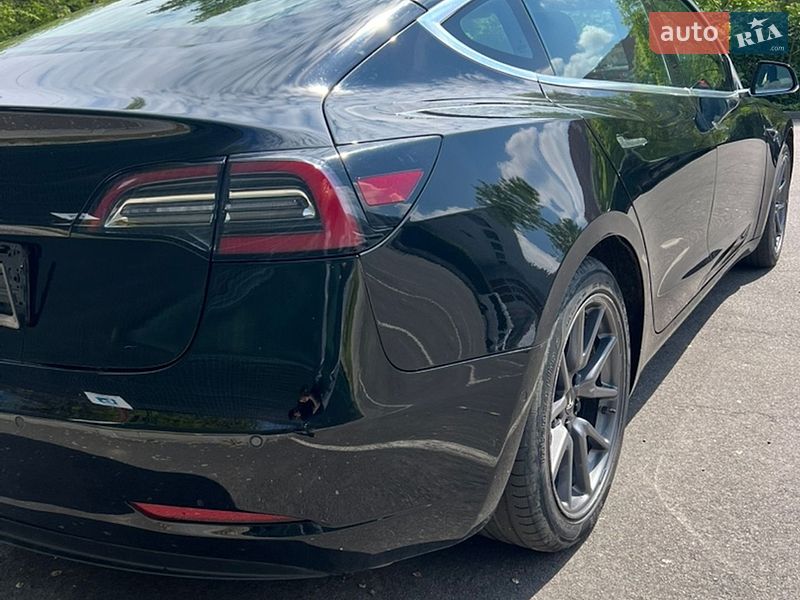Седан Tesla Model 3 2018 в Одессе