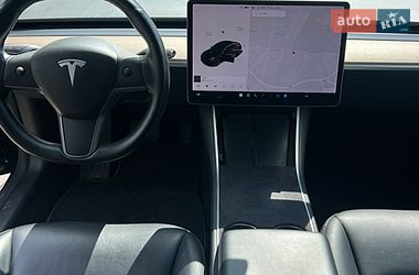 Седан Tesla Model 3 2018 в Одессе