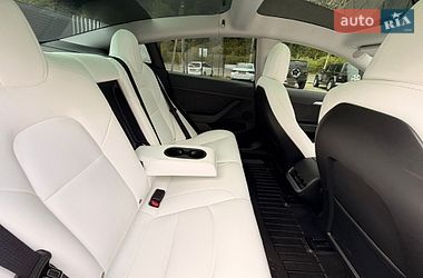 Седан Tesla Model 3 2023 в Яремчі фото 31 Седан Tesla Model 3 2023 в Яремчі