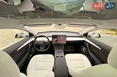 Седан Tesla Model 3 2023 в Яремчі фото 33 Седан Tesla Model 3 2023 в Яремчі