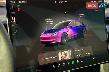 Седан Tesla Model 3 2024 в Киеве