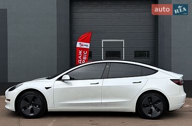 Седан Tesla Model 3 2022 в Києві