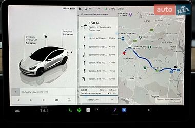 Седан Tesla Model 3 2022 в Києві