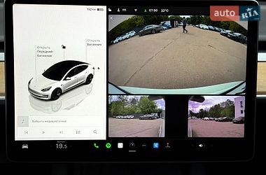 Седан Tesla Model 3 2022 в Києві