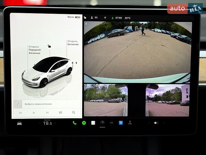 Седан Tesla Model 3 2022 в Києві