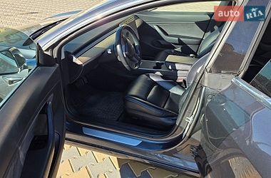 Седан Tesla Model 3 2018 в Одессе