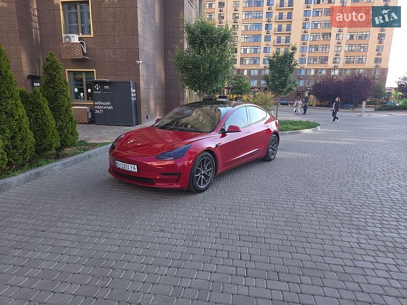 Tesla Model 3 2019