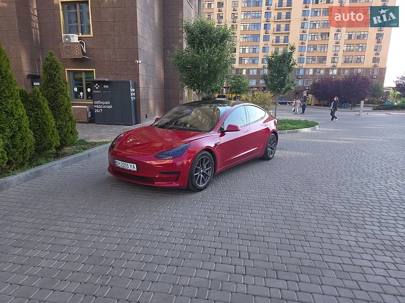 Tesla Model 3