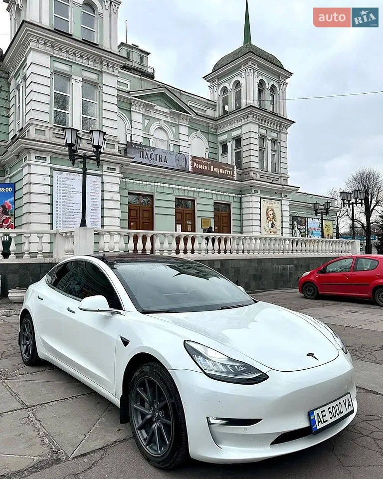 2018 Tesla Model 3 - мініатюра 11