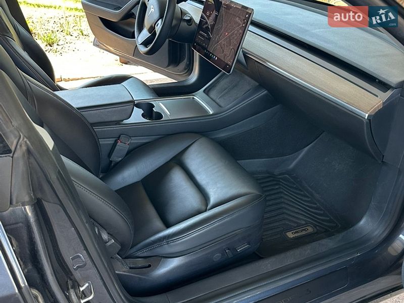 Седан Tesla Model 3 2021 в Кривому Розі фото 7 Седан Tesla Model 3 2021 в Кривому Розі