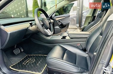 Седан Tesla Model 3 2022 в Харкові
