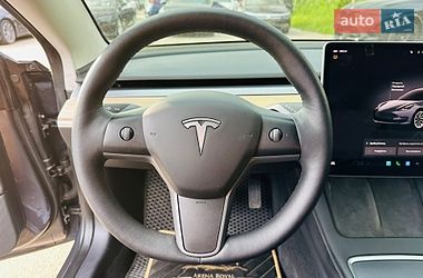 Седан Tesla Model 3 2022 в Харкові