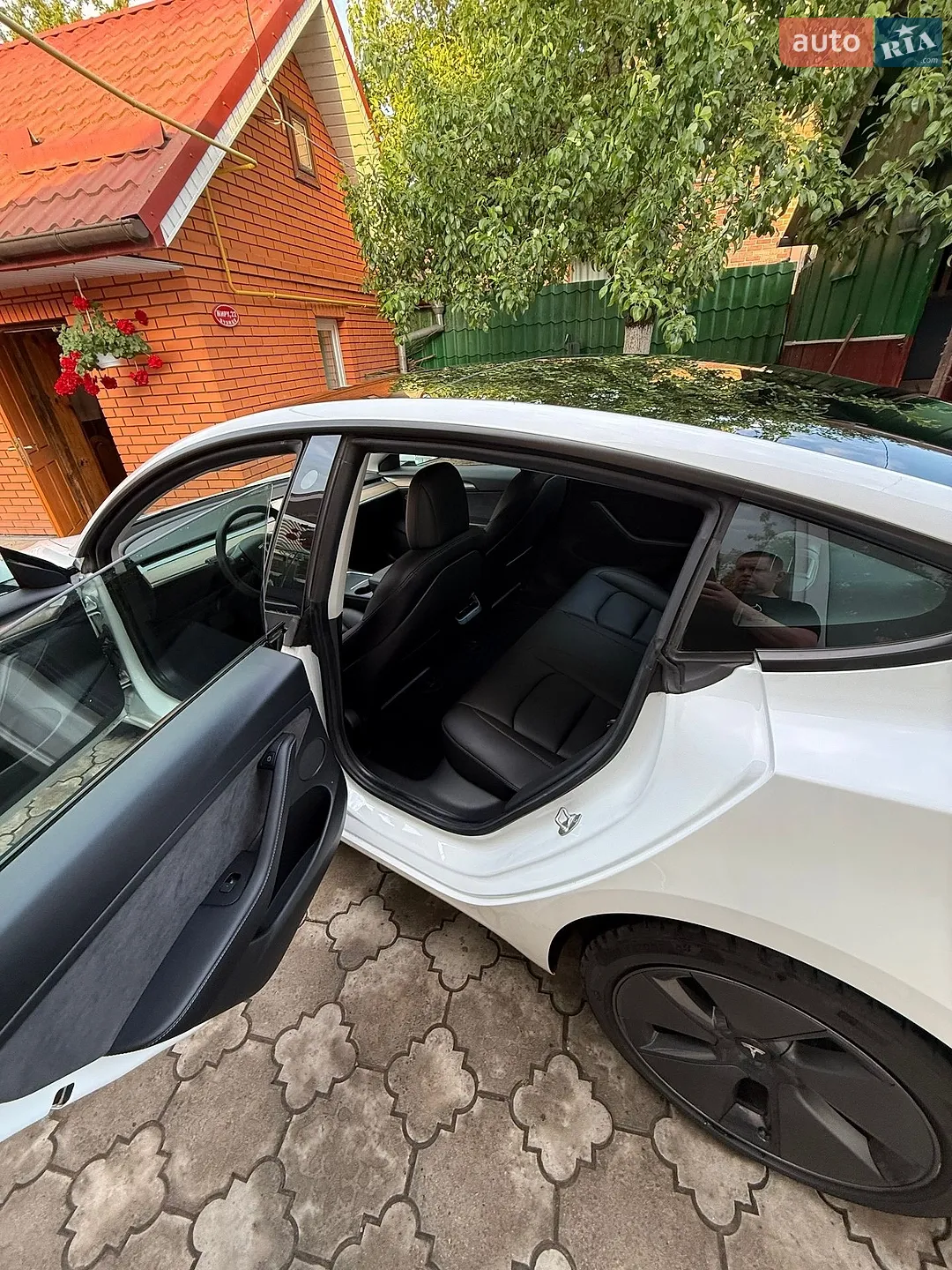 2022 Tesla Model 3 - мініатюра 10
