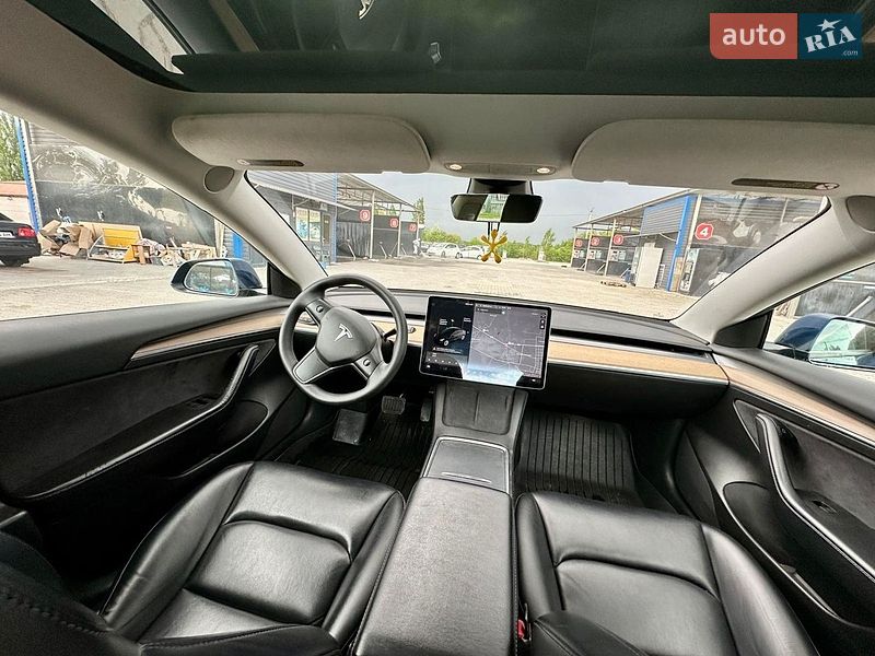 Седан Tesla Model 3 2021 в Кам'янець-Подільському