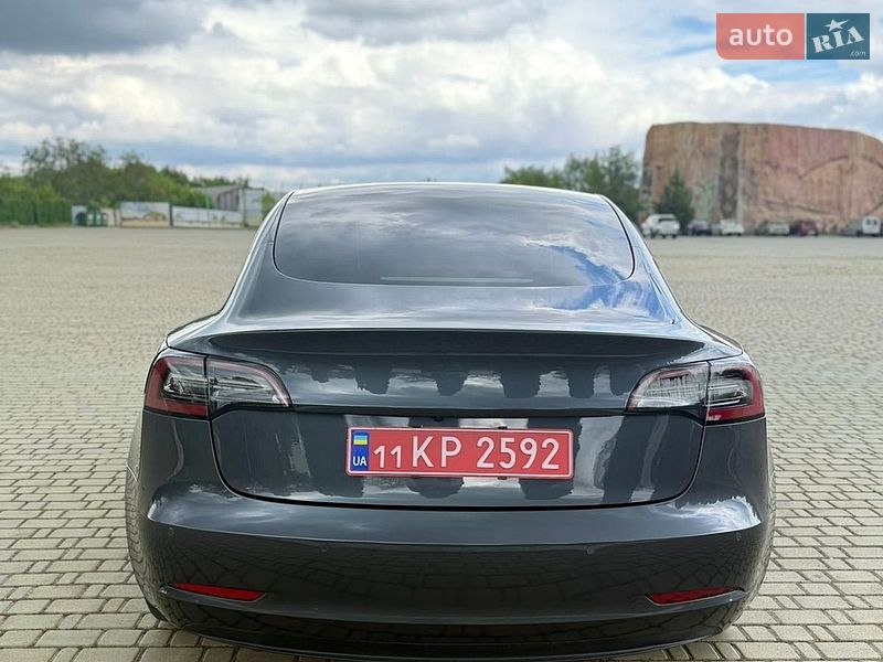 Седан Tesla Model 3 2020 в Одессе
