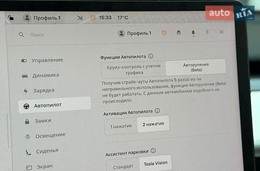 Седан Tesla Model 3 2022 в Кременці