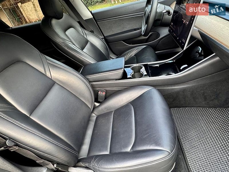 Седан Tesla Model 3 2019 в Белгороде-Днестровском