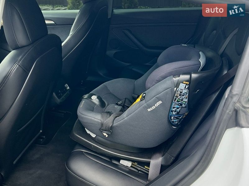 Седан Tesla Model 3 2021 в Хмельницькому