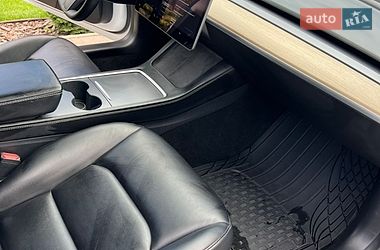 Седан Tesla Model 3 2021 в Хмельницькому