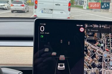 Седан Tesla Model 3 2021 в Хмельницькому