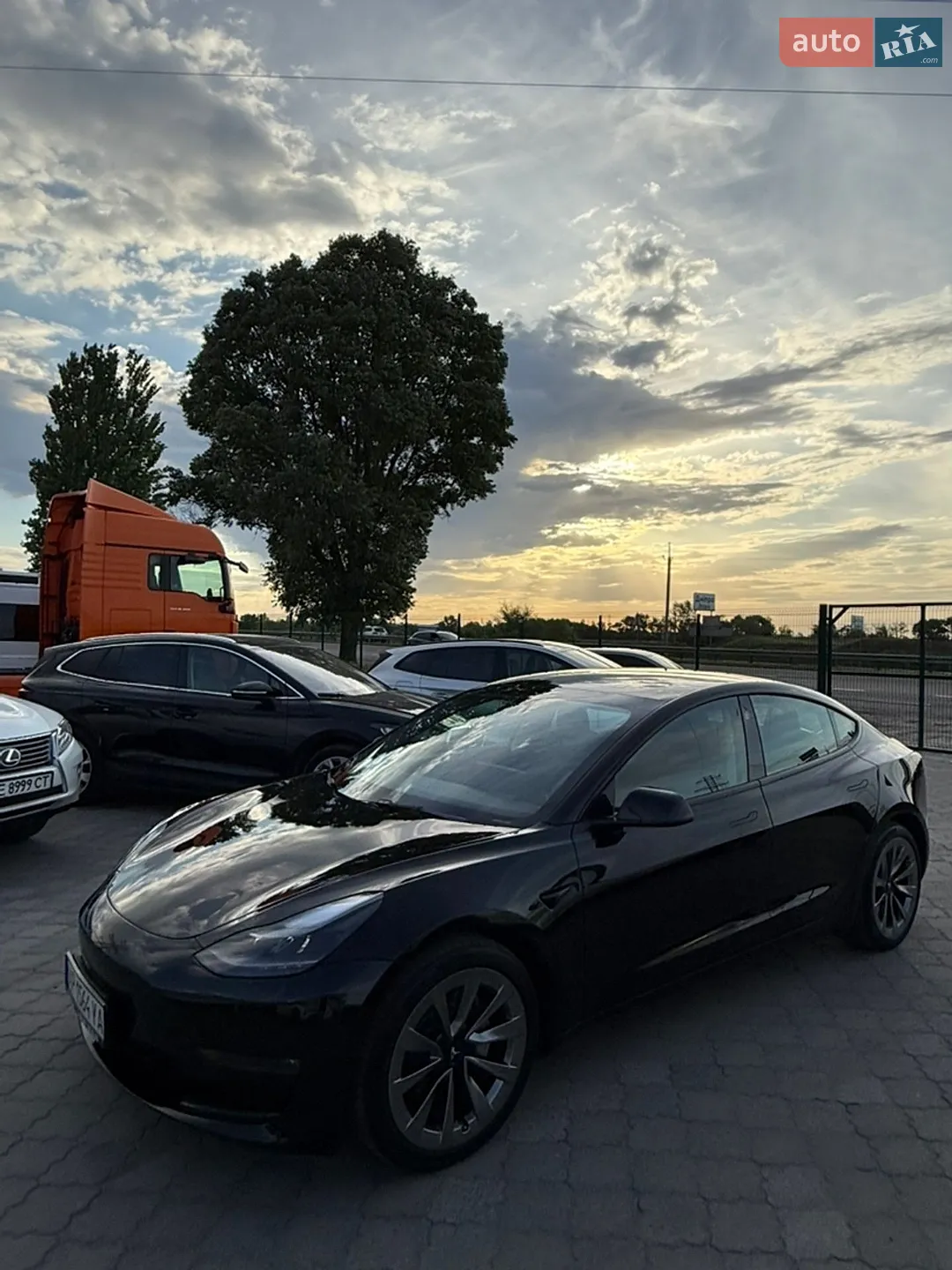 2022 Tesla Model 3 - мініатюра 2