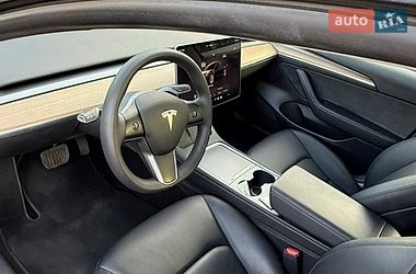 Седан Tesla Model 3 2022 в Дніпрі
