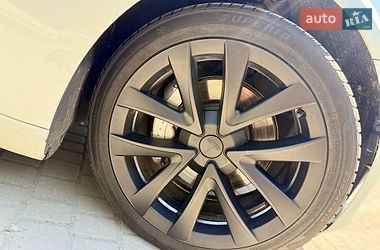 Седан Tesla Model 3 2021 в Дніпрі