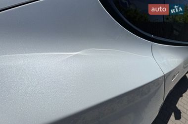 Седан Tesla Model 3 2021 в Дніпрі