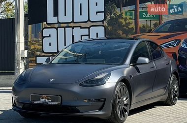Седан Tesla Model 3 2022 в Львові