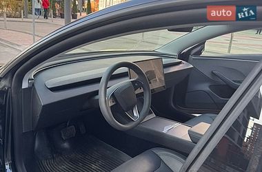 Седан Tesla Model 3 2025 в Києві фото 5 Седан Tesla Model 3 2025 в Києві