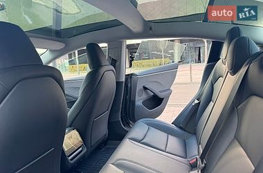 Седан Tesla Model 3 2025 в Києві фото 12 Седан Tesla Model 3 2025 в Києві