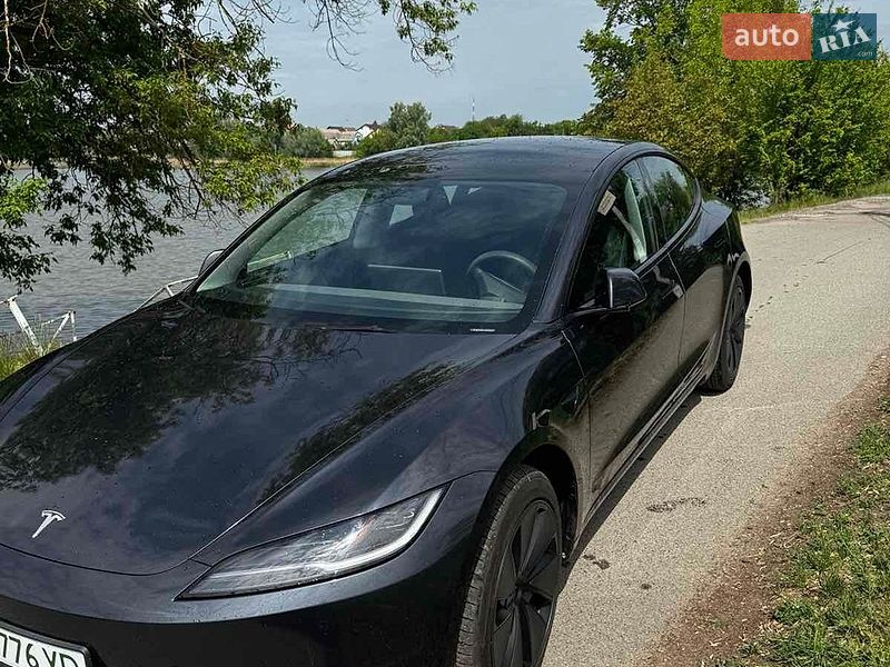 Седан Tesla Model 3 2025 в Києві фото 2 Седан Tesla Model 3 2025 в Києві