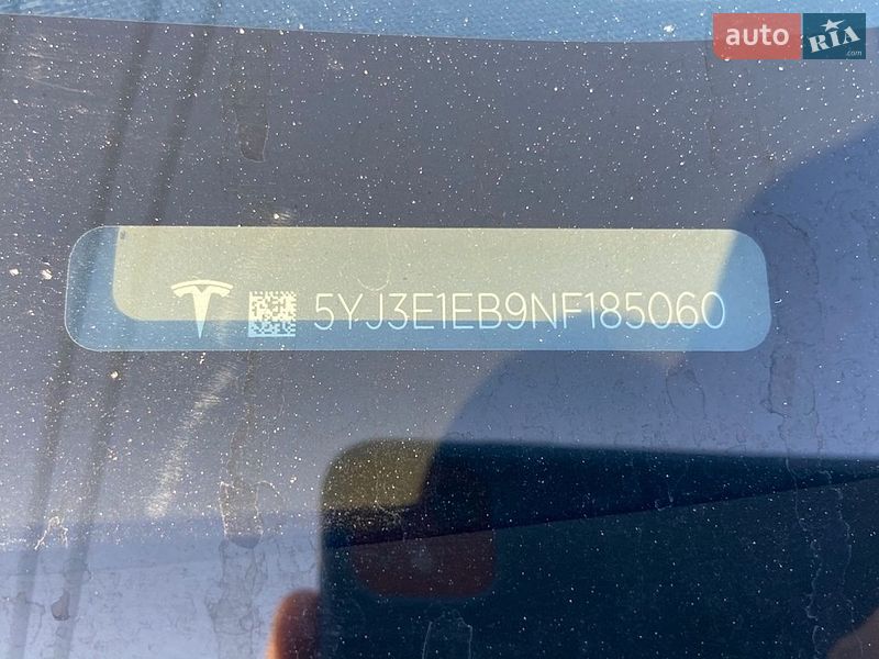 Седан Tesla Model 3 2022 в Рівному