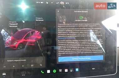 Седан Tesla Model 3 2019 в Новояворівську