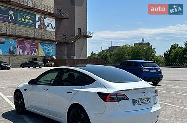 Седан Tesla Model 3 2020 в Харькове