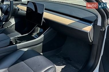 Седан Tesla Model 3 2020 в Харькове