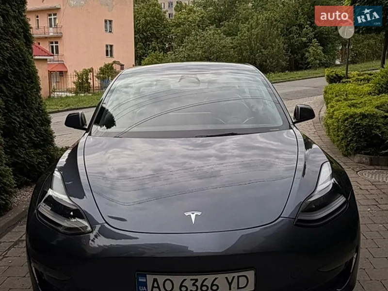 Tesla Model 3
