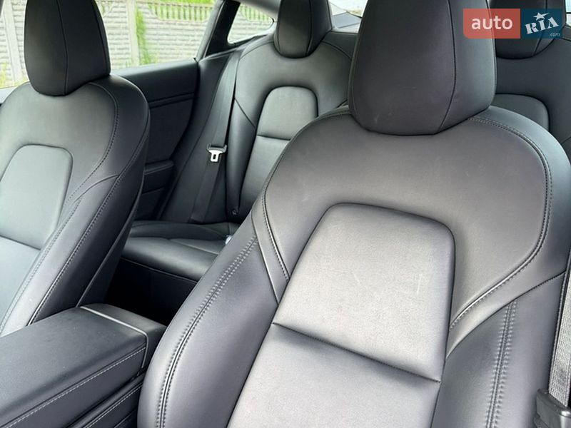 Седан Tesla Model 3 2022 в Запорожье