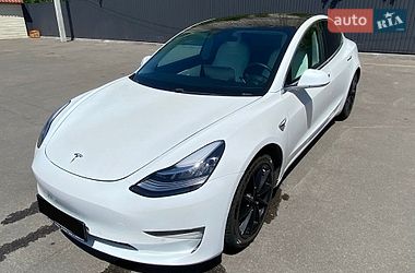 Седан Tesla Model 3 2019 в Дніпрі